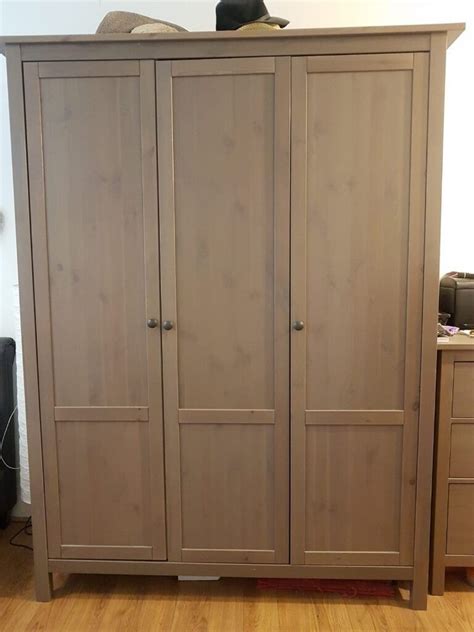 hemnes wardrobe with 3 doors.